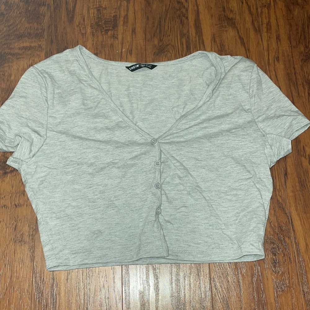 Gray Cropped tee